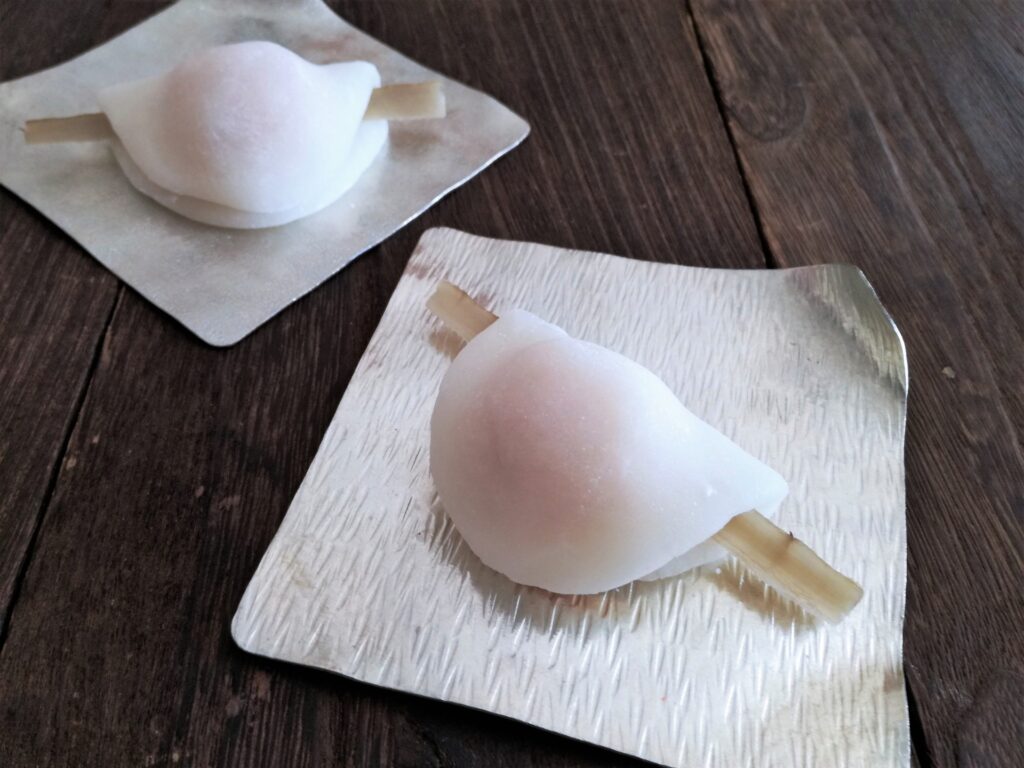 hanabira mochi japanese new year sweet wagashi traditional confection